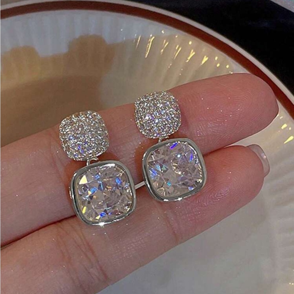 Silver Sparkling Stud Earrings with Pavé Setting